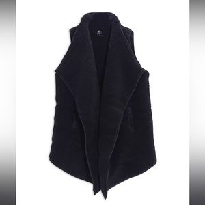 Echo Long Knit Vest, size XL